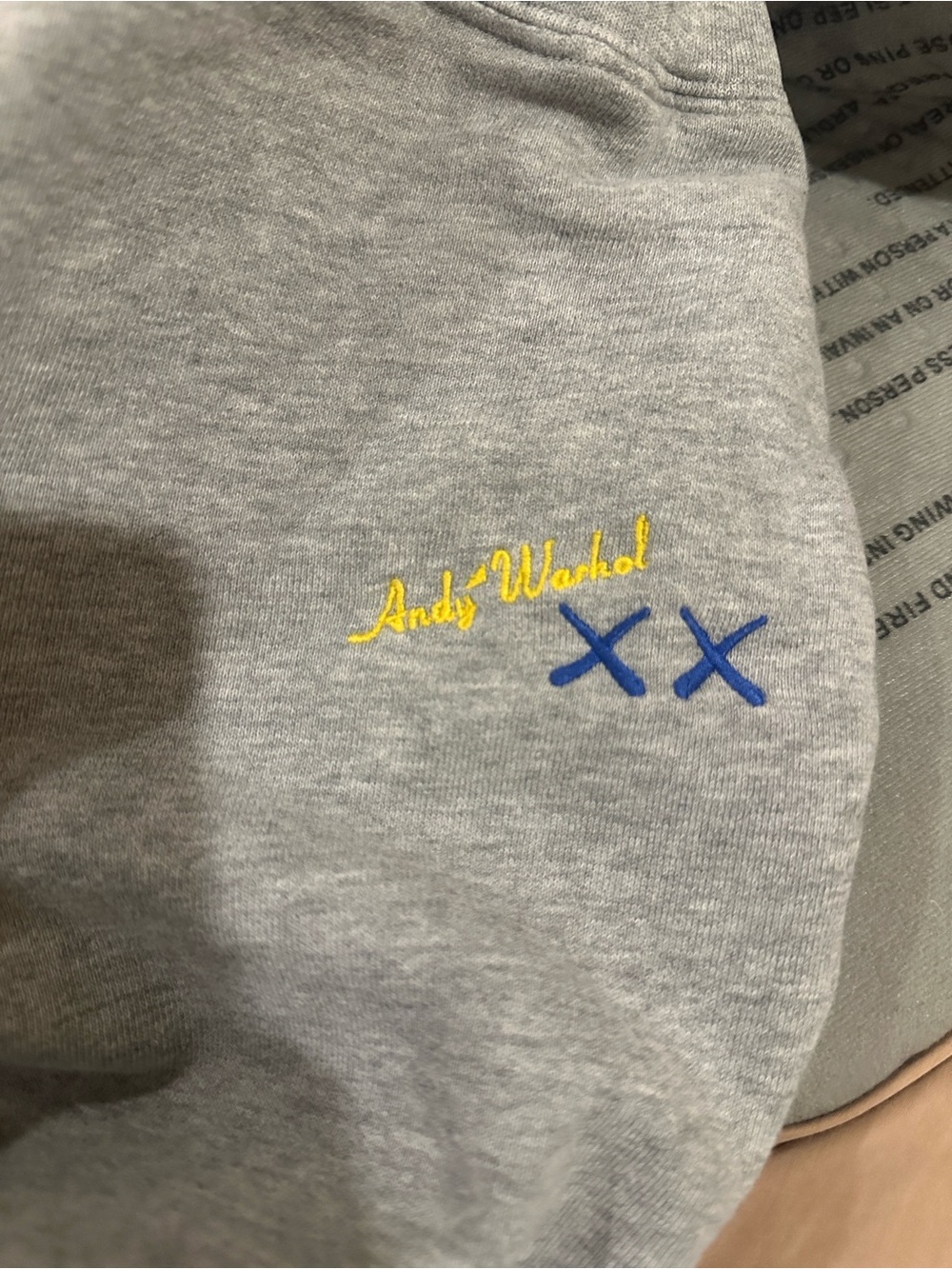 Uniqlo x Kaws Kids 2 Pairs Sweatpants Gray/Black Size 9-10 School Activewear - Picture 8 of 16
